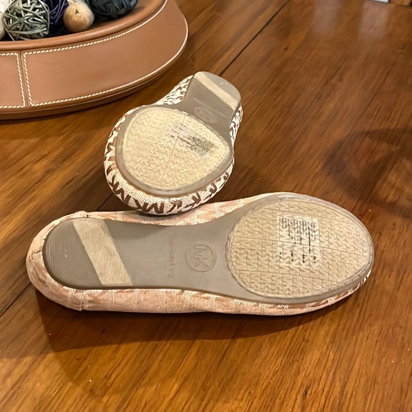 Michael Kors Faye 2 Jacquard Flats Shoes new Camel Youth 5Y GS Big Girls Size 5 - Picture 10 of 14